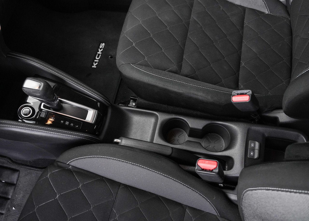 2020 Nissan Kicks SV FWD