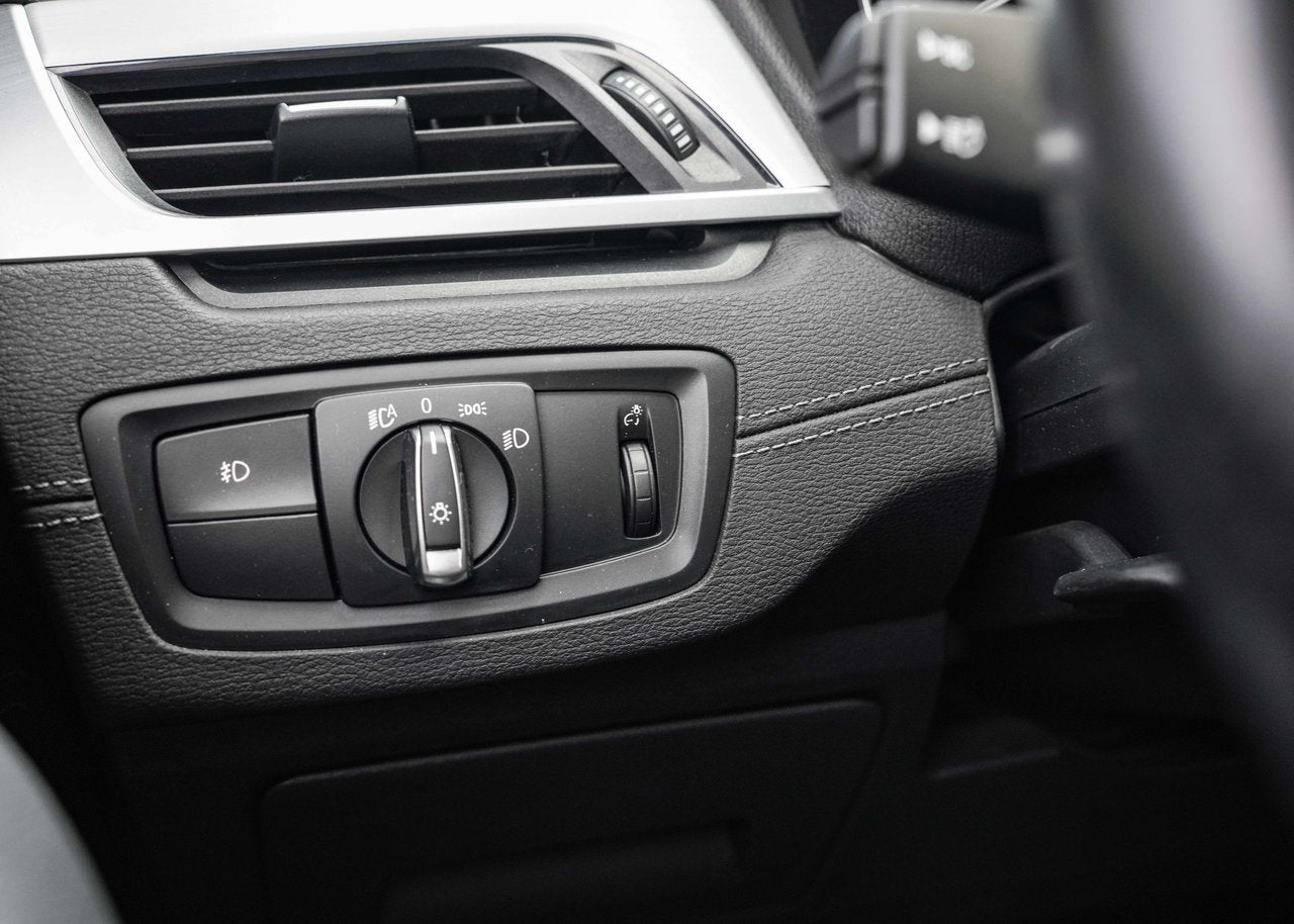 2021 BMW X1 ** xDrive28i **