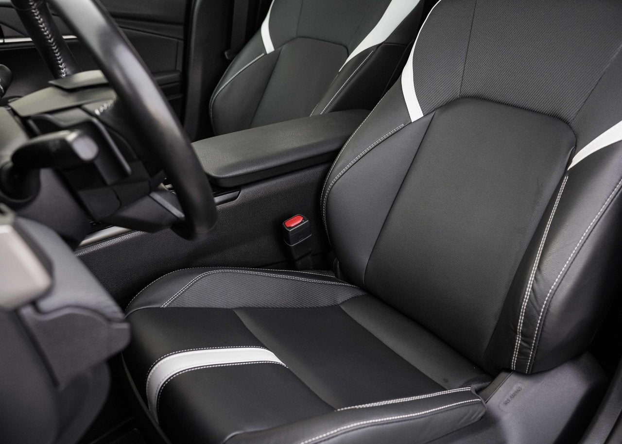 2025 Toyota Camry SE HYBRID