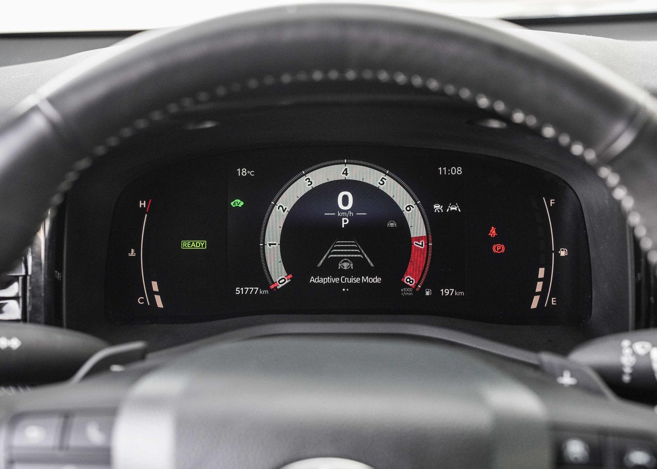 2025 Toyota Camry SE HYBRID