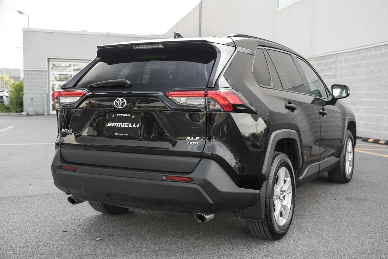 2021 Toyota RAV4 XLE AWD
