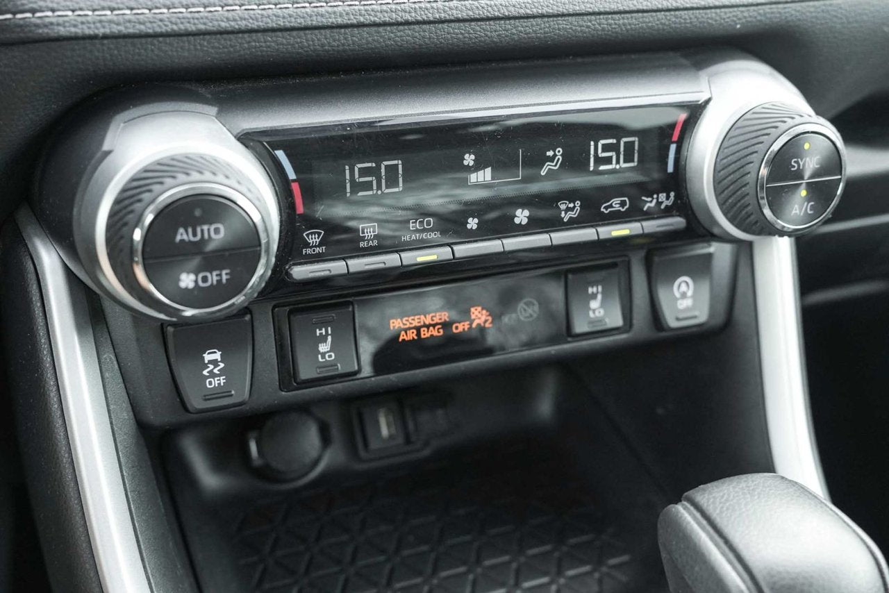 2021 Toyota RAV4 XLE AWD