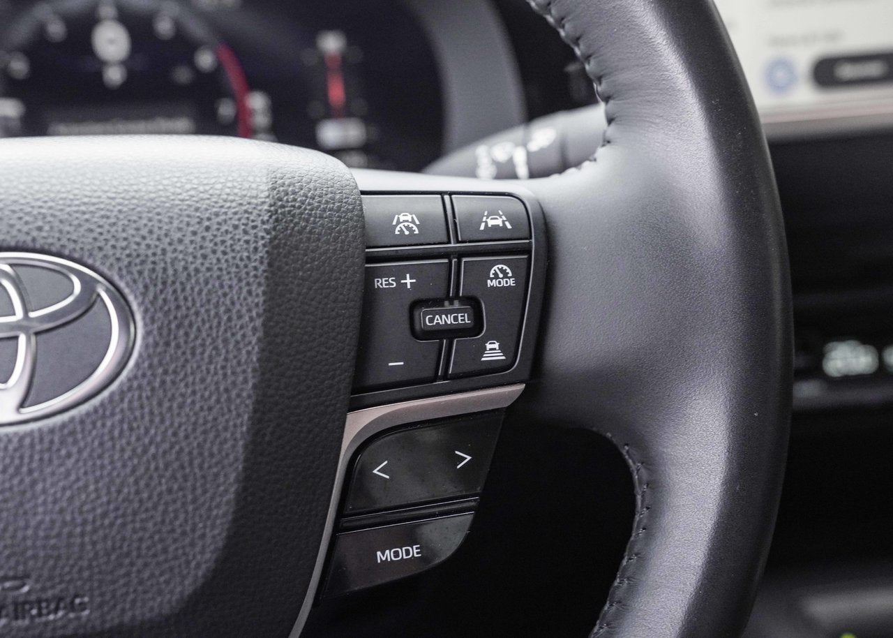 2023 Toyota CROWN XLE