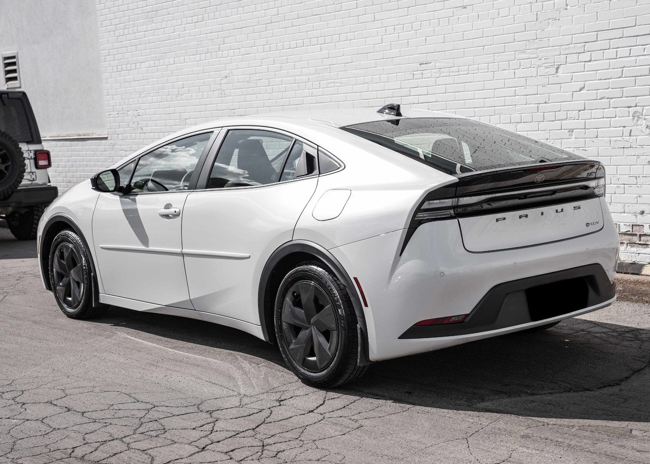 2026 Toyota Prius Plug-in Hybrid SE