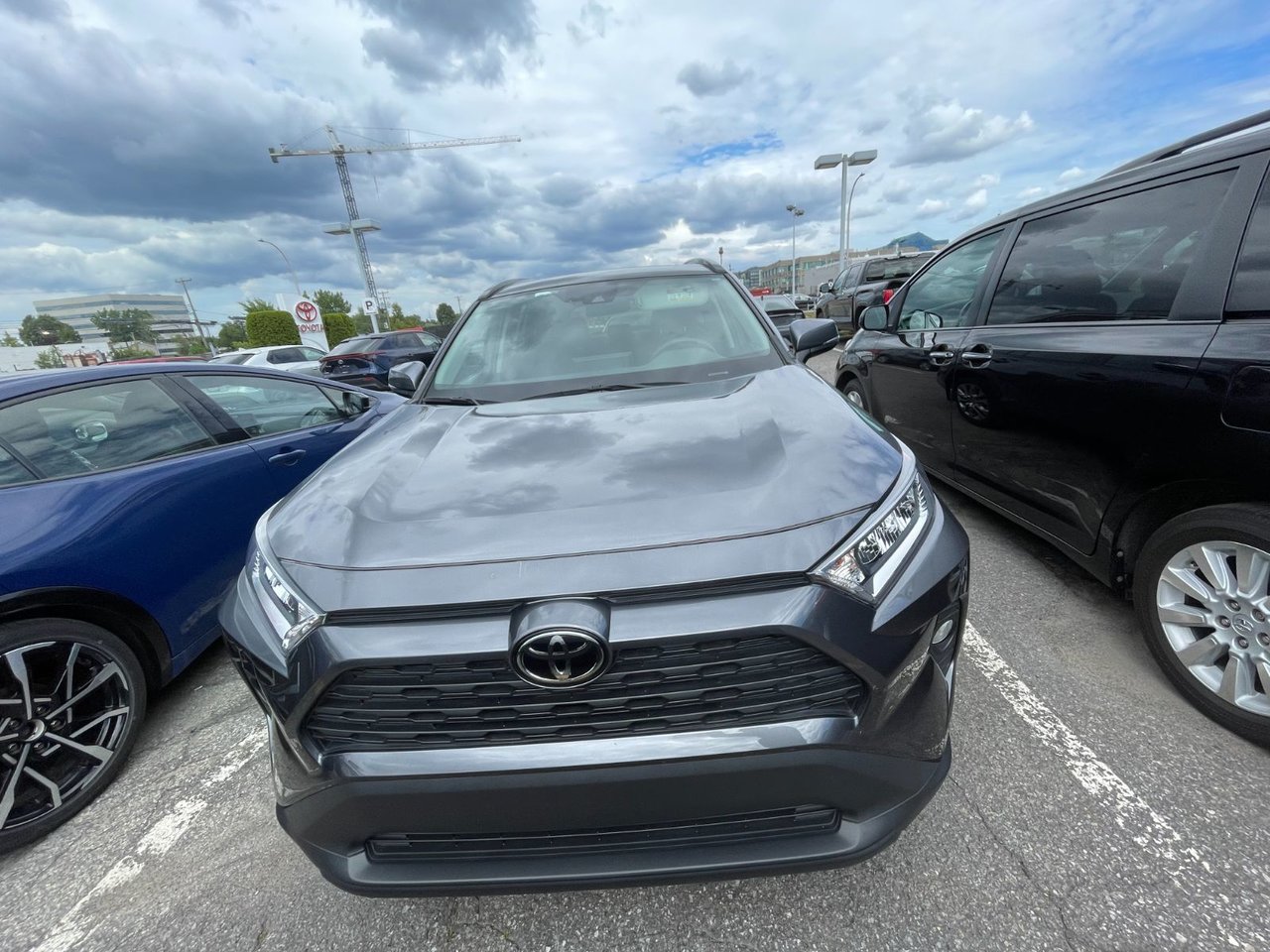 2021 Toyota RAV4 XLE PREMIUM