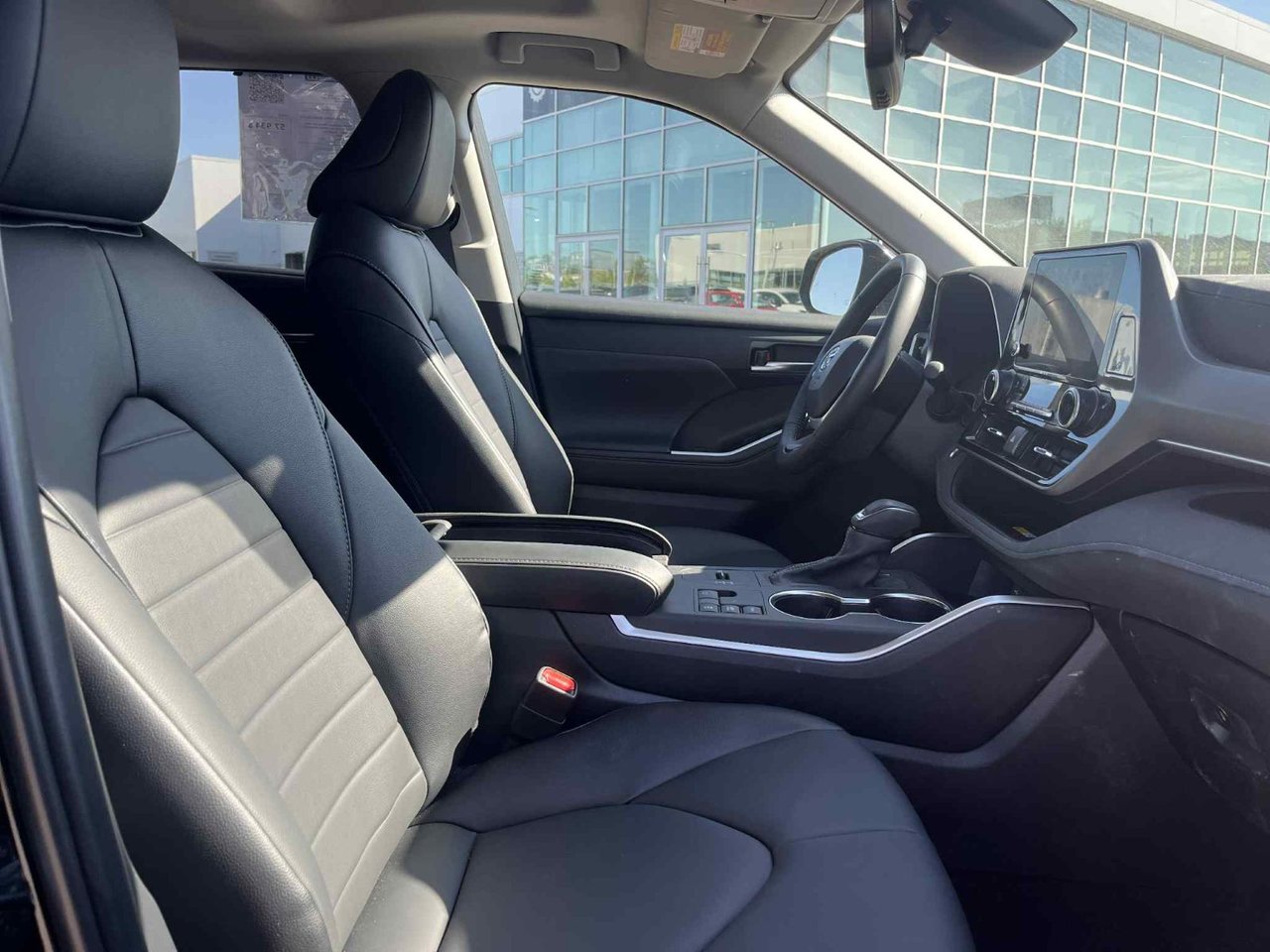 2024 Toyota Highlander Hybrid XLE