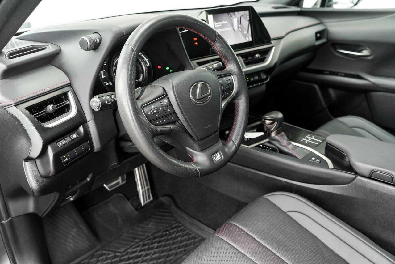 2024 Lexus UX 250h F SPORT 1 AWD CUIR CARPLAY