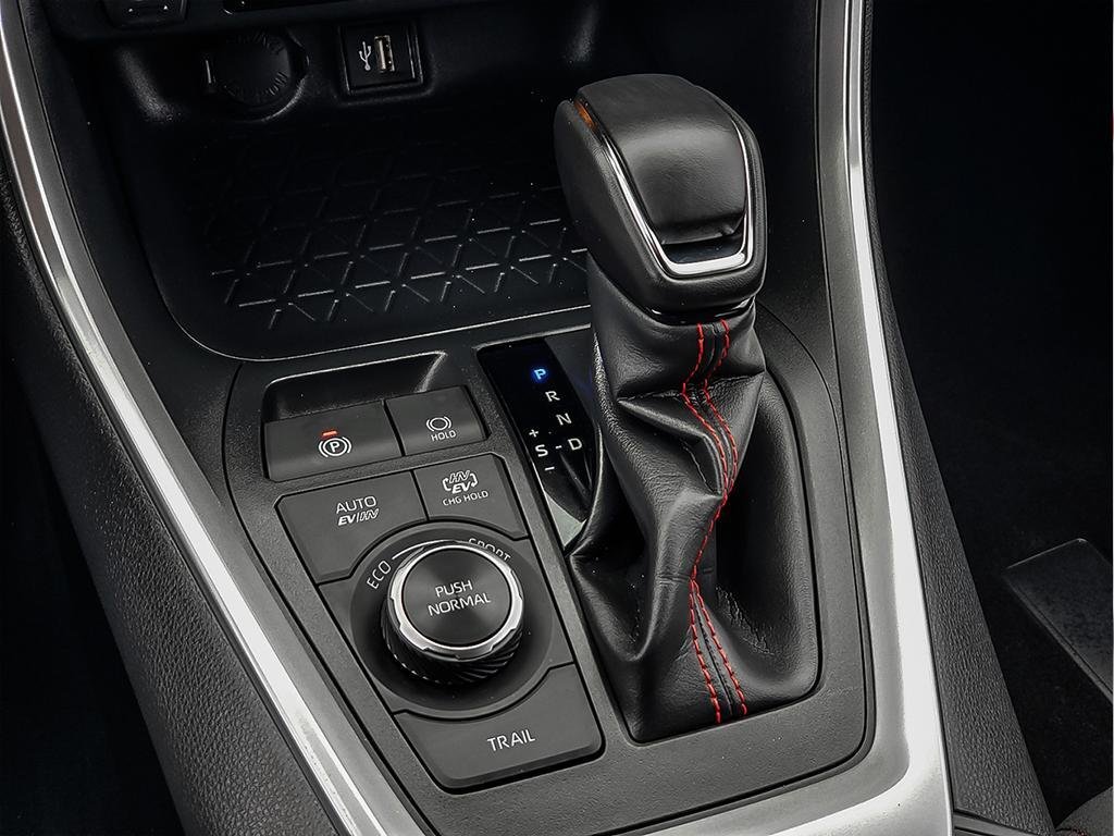 2025 Toyota RAV4 PLUG-IN HYBRID SE