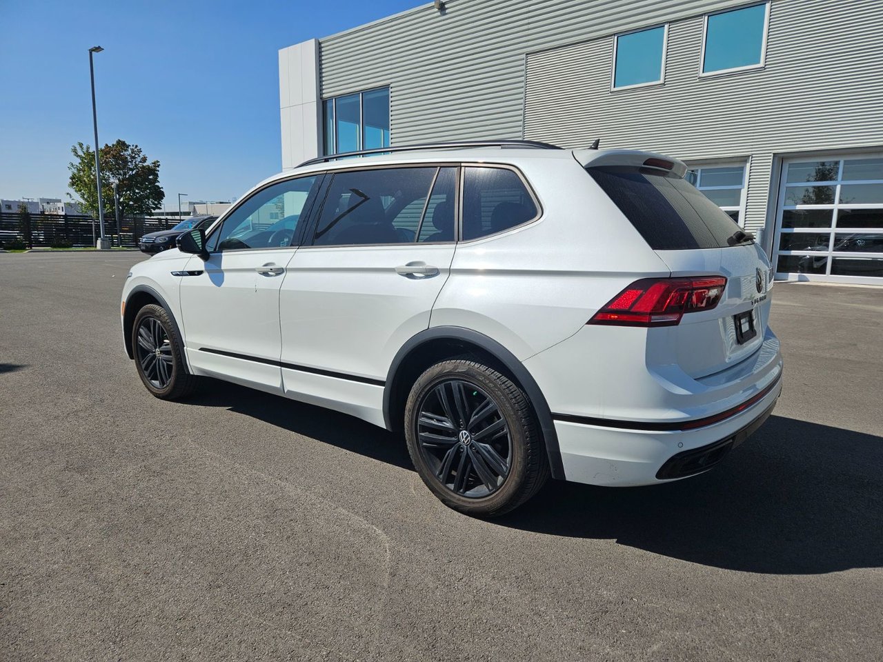 2022 Volkswagen Tiguan COMFORTLINE/AWD/RLINE/BLK EDITION/TOIT PANO/KEYLES