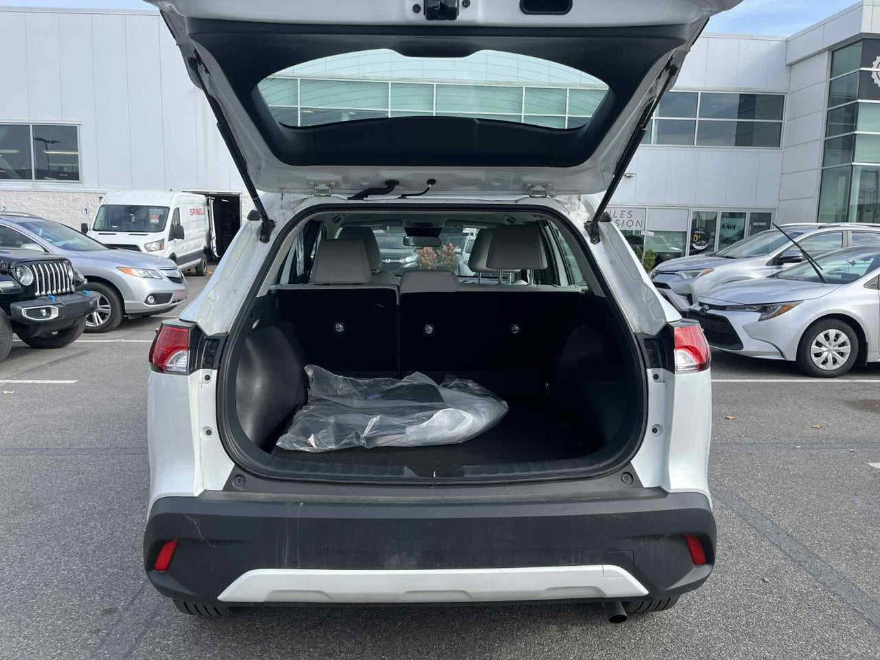 2023 Toyota COROLLA CROSS L AWD