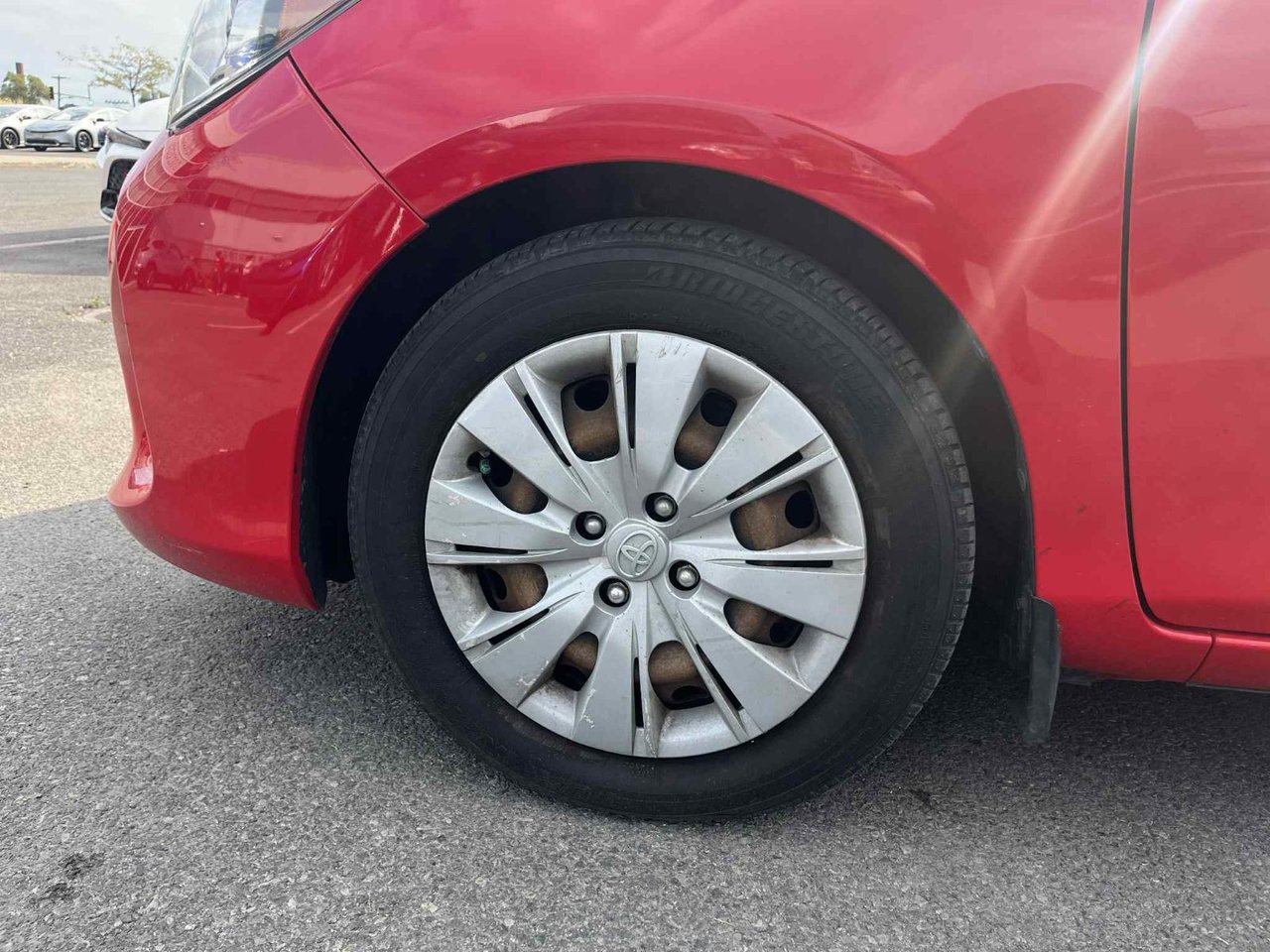 2017 Toyota Yaris LE