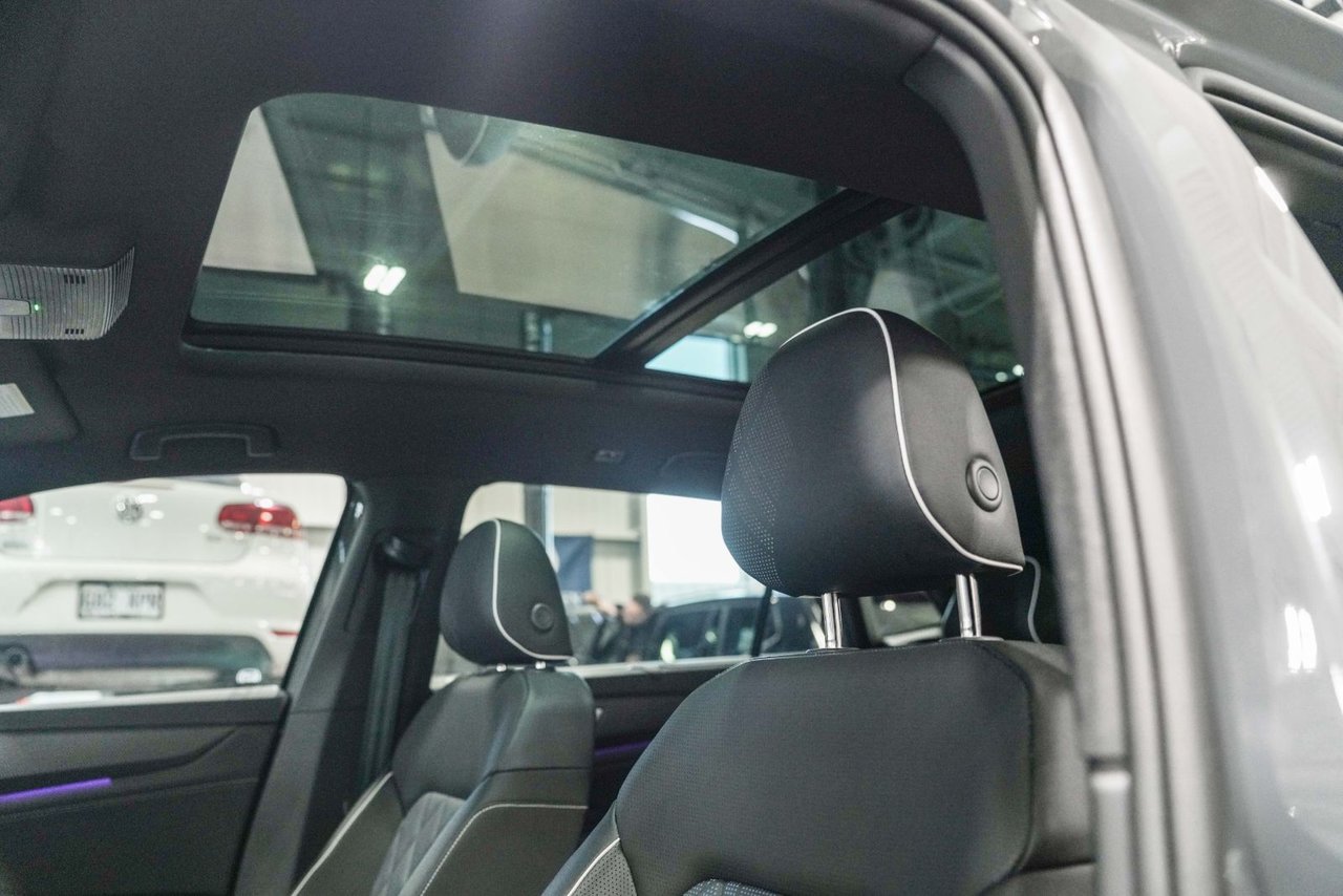 2025 Volkswagen Atlas Cross Sport Execline