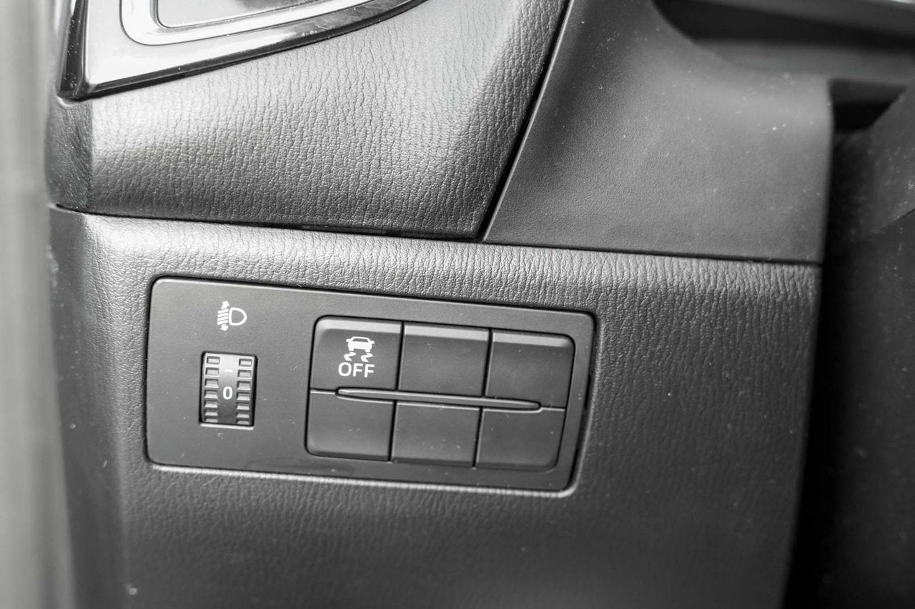 2015 Mazda Mazda3 SPORT GT; CUIR TOIT NAV SIEGES CHAUFFANT*GARANTIE*