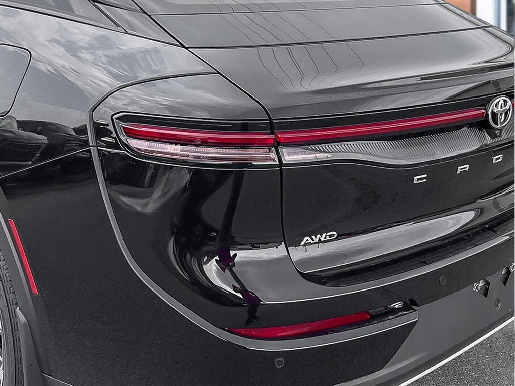 2026 Toyota Crown Hybrid Limited