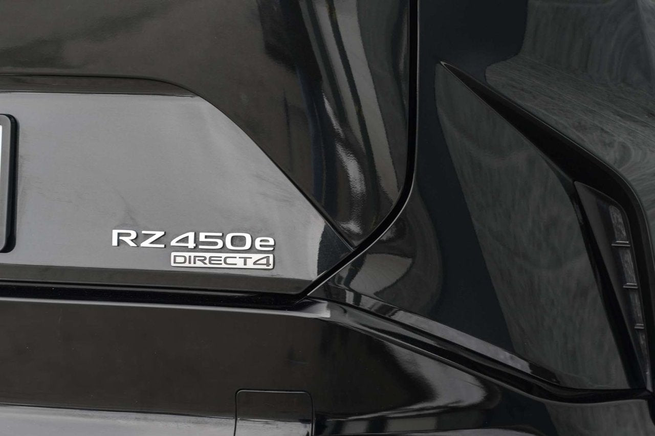 2023 Lexus RZ 450e SIGNATURE AWD DIRECT4 BAS KM