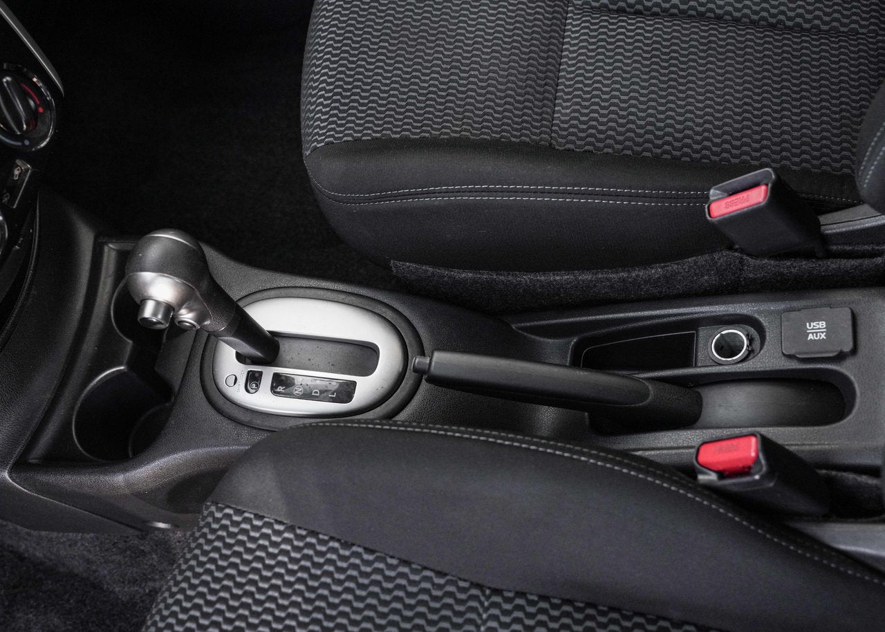 2016 Nissan Versa Note SV AUTO;