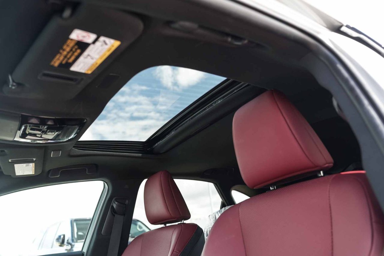 2025 Lexus NX 350h 350h PREMIUM AWD BAS KM CUIR ROUGE CARPLAY