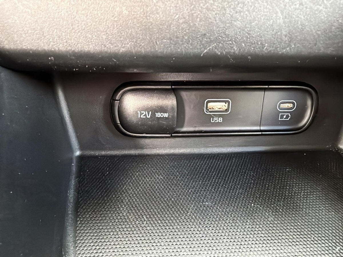 2025 Kia Seltos LX