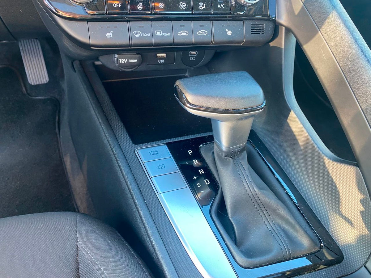 2025 Hyundai Elantra Preferred TEC PKG
