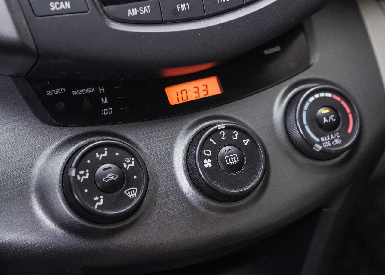 2011 Toyota RAV4 LE AWD