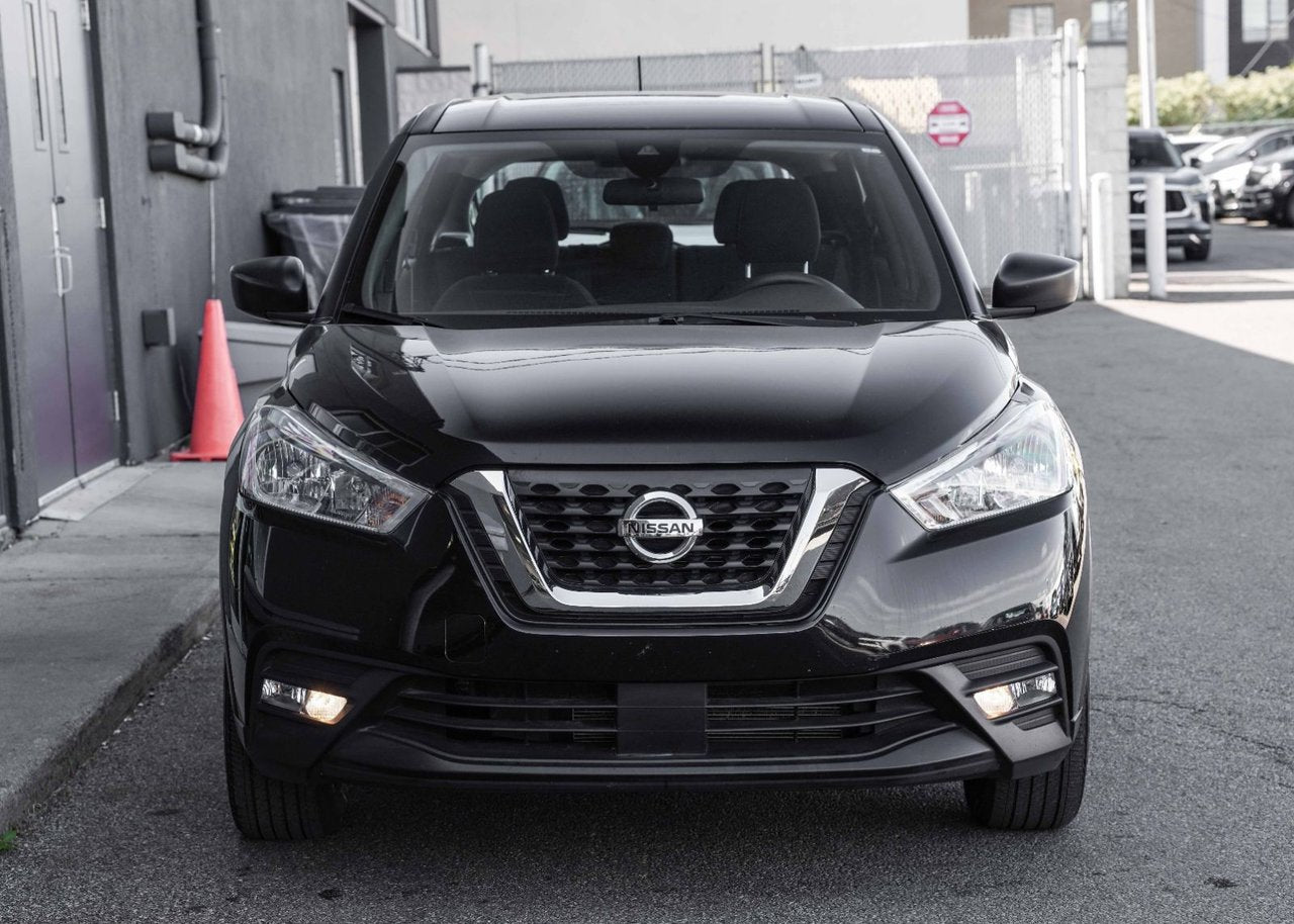 2020 Nissan Kicks S FWD