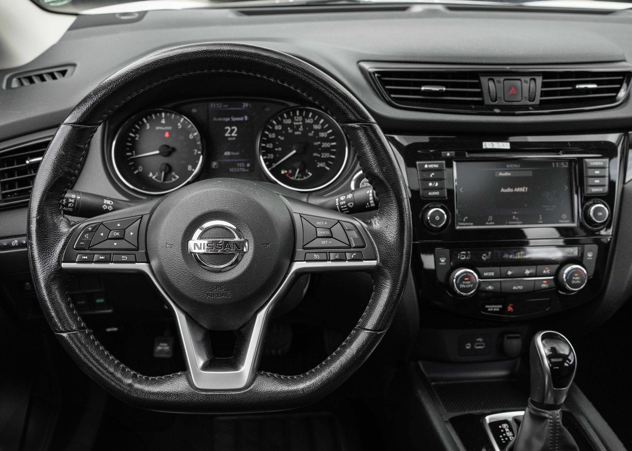 2020 Nissan Qashqai SV FWD
