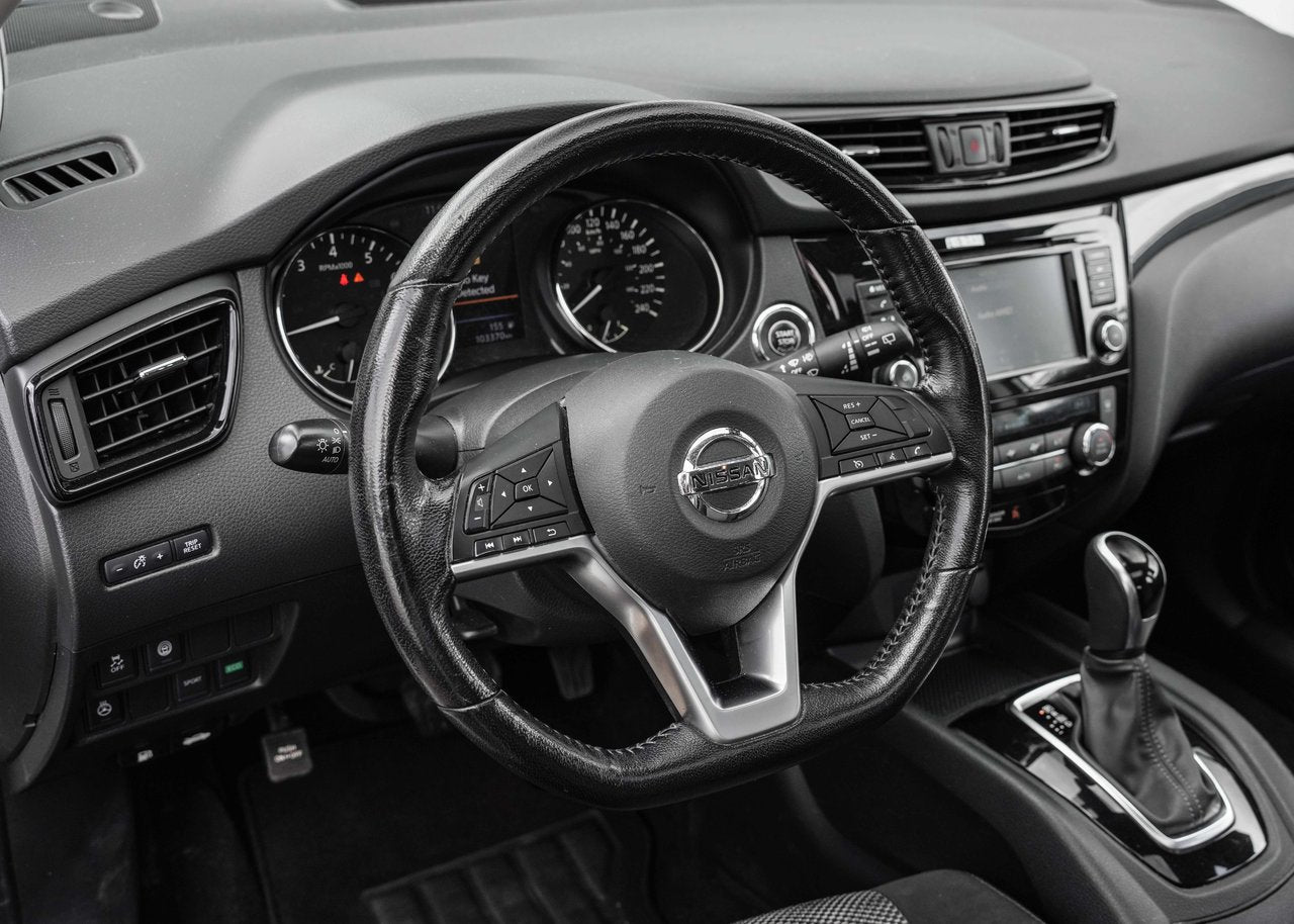 2020 Nissan Qashqai SV FWD