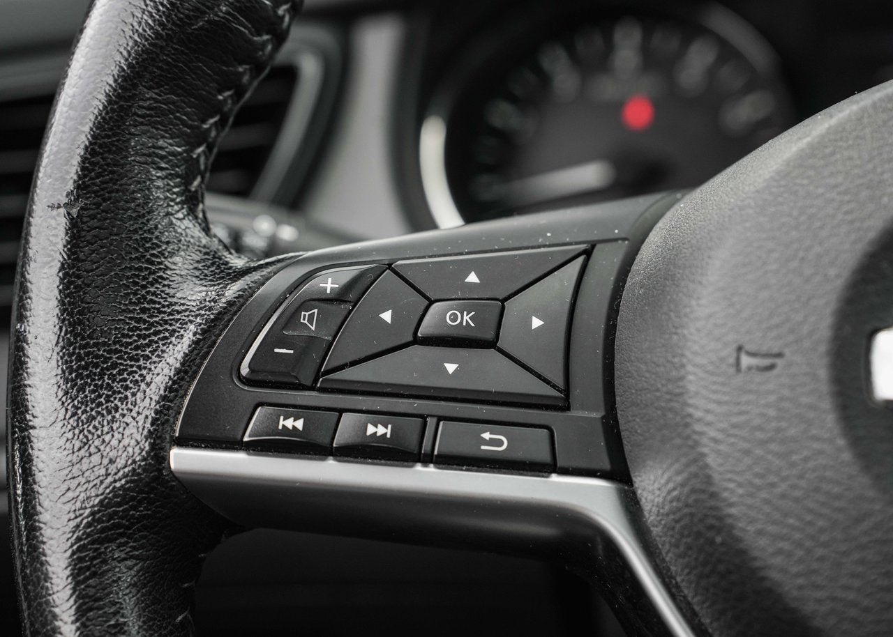 2020 Nissan Qashqai SV FWD