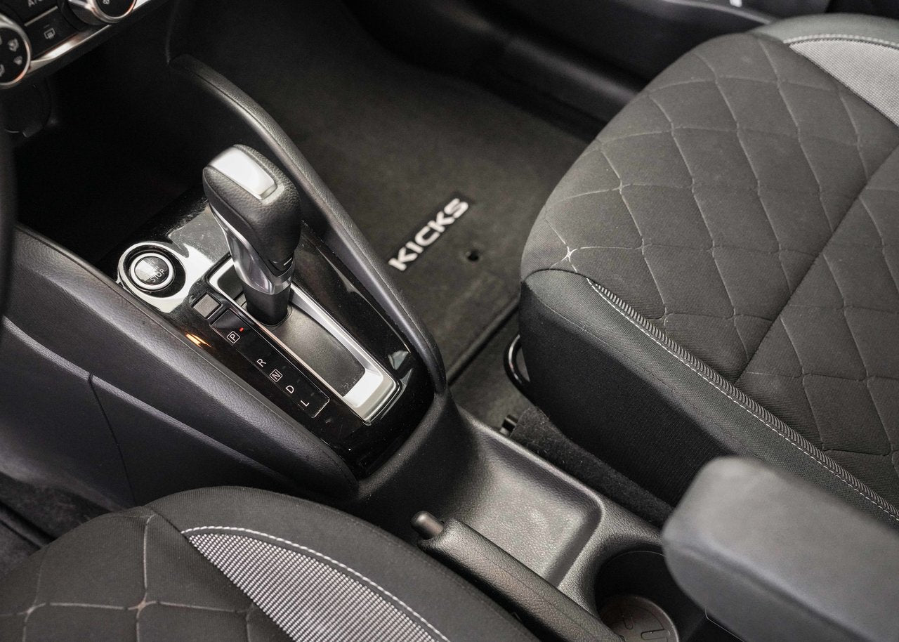 2020 Nissan Kicks S FWD