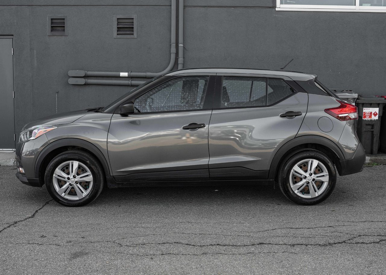 2020 Nissan Kicks S FWD