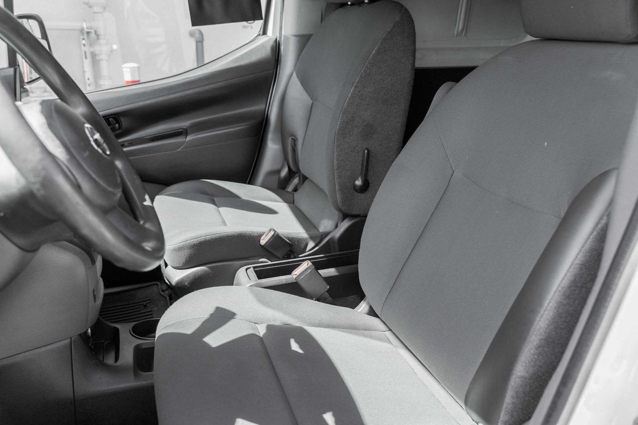 2015 Nissan NV200 **SV**
