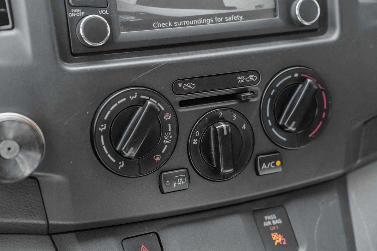 2015 Nissan NV200 **SV**