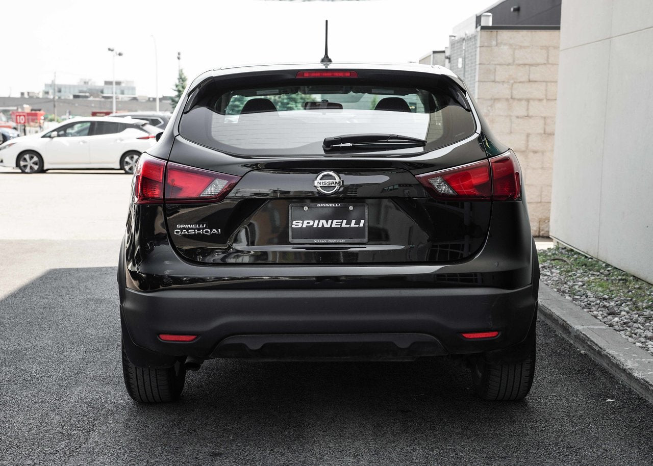 2019 Nissan Qashqai S FWD