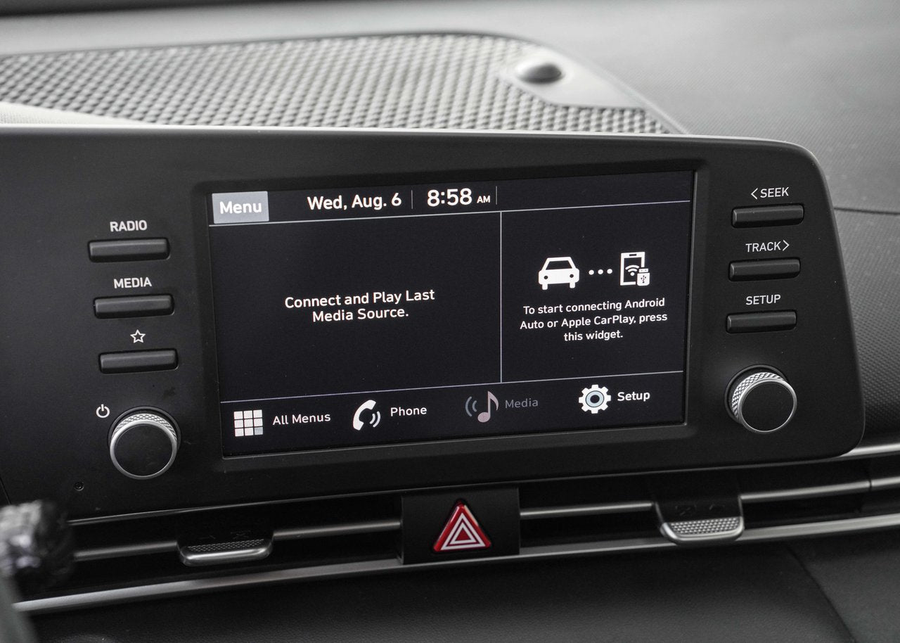 2022 Hyundai Elantra Preferred