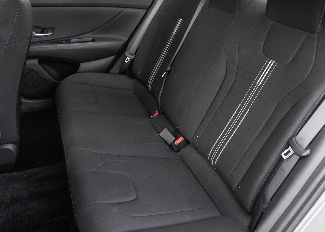 2022 Hyundai Elantra Preferred