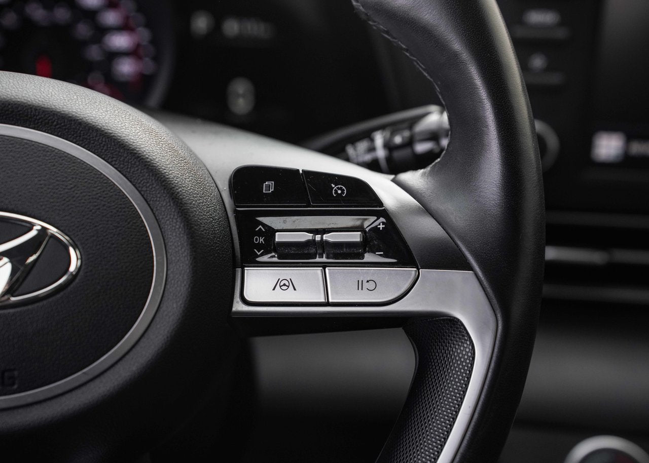 2022 Hyundai Elantra Preferred