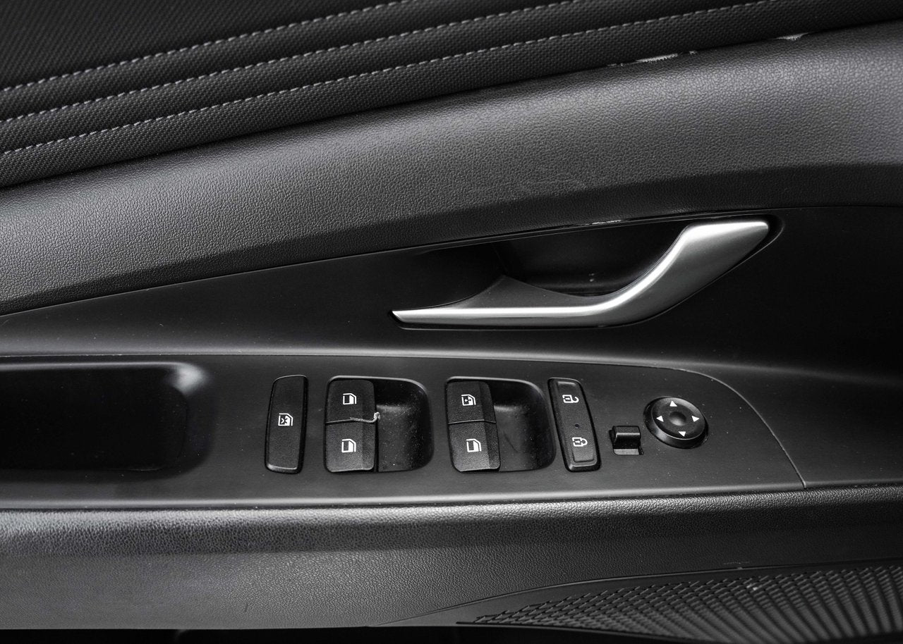 2022 Hyundai Elantra Preferred