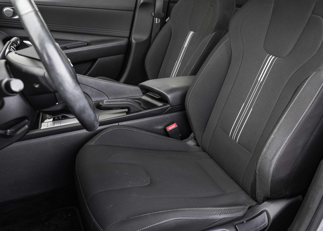2022 Hyundai Elantra Preferred