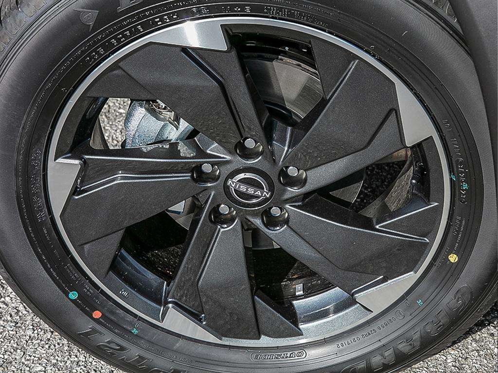 2024 Nissan Rogue SV Premium