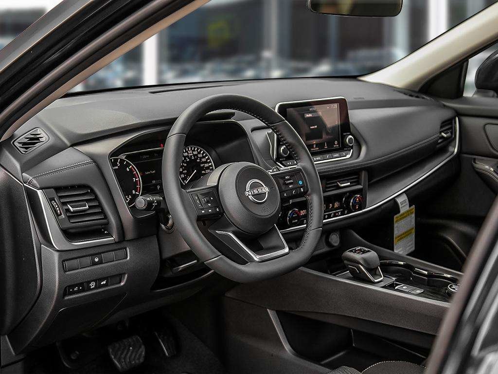 2024 Nissan Rogue SV Premium