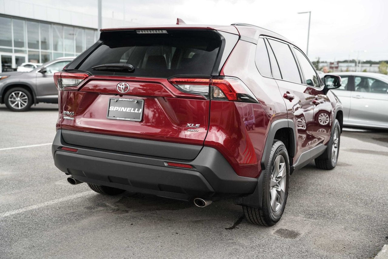 2022 Toyota RAV4 XLE