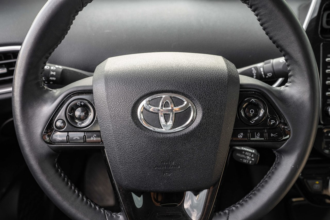 2021 Toyota PRIUS PRIME