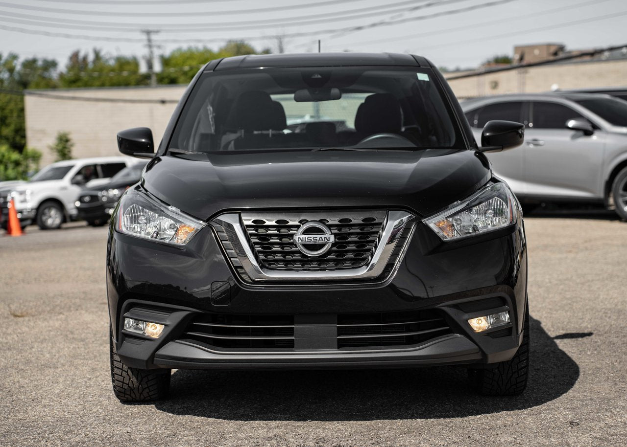 2020 Nissan KICKS