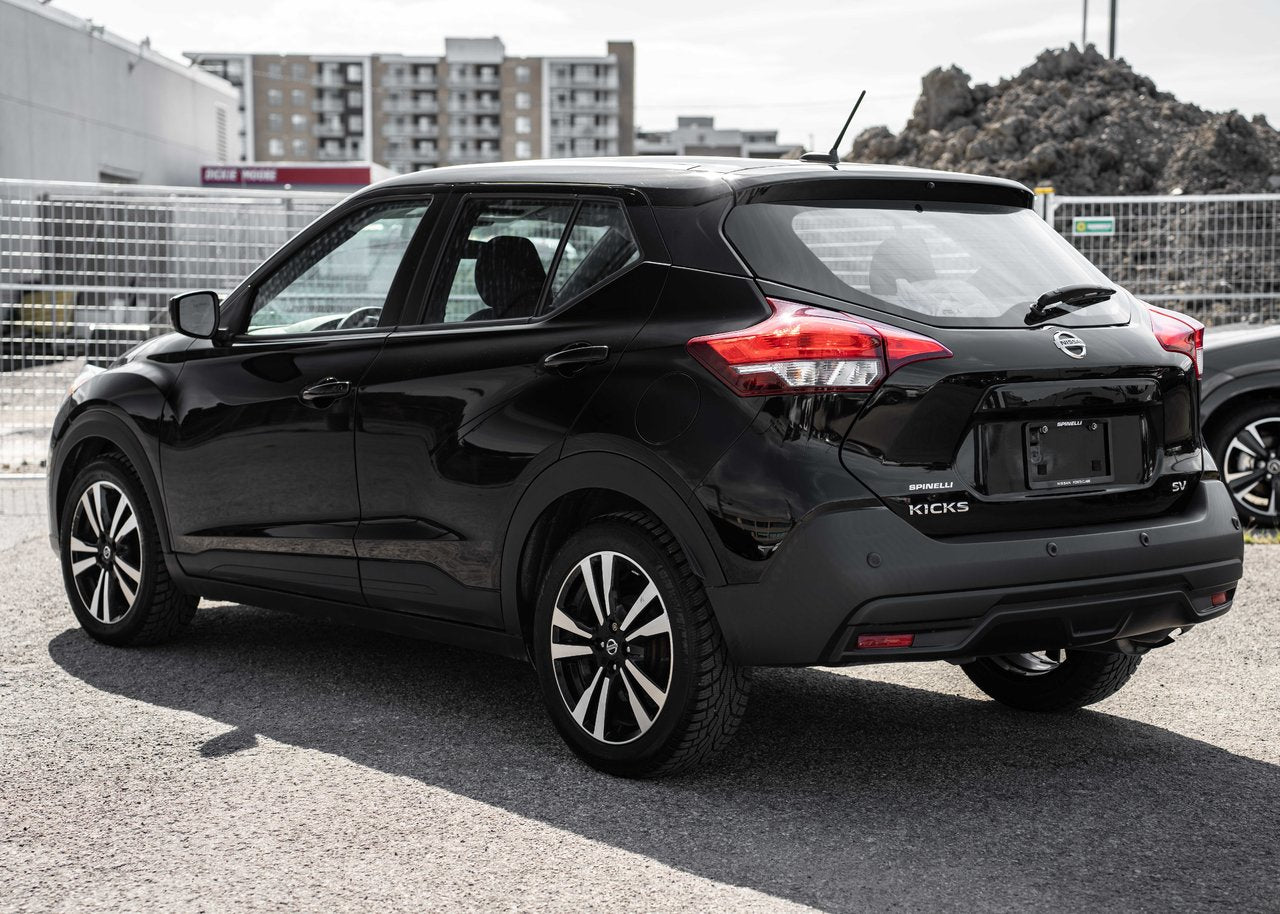 2020 Nissan KICKS