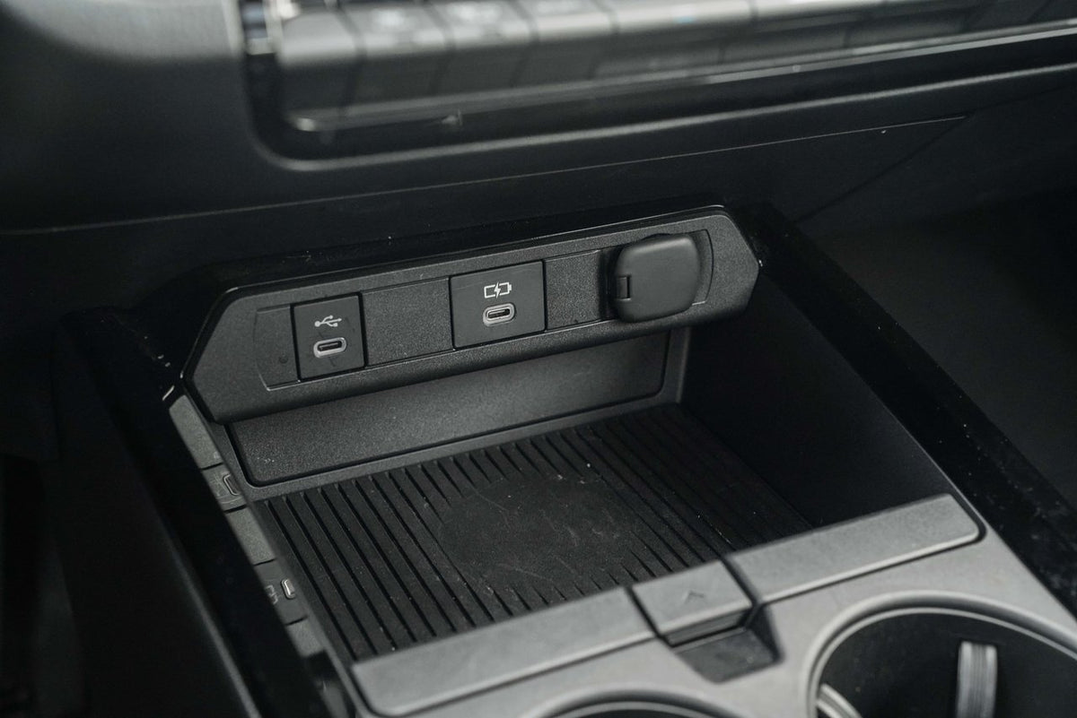 2024 Toyota PRIUS PRIME XSE