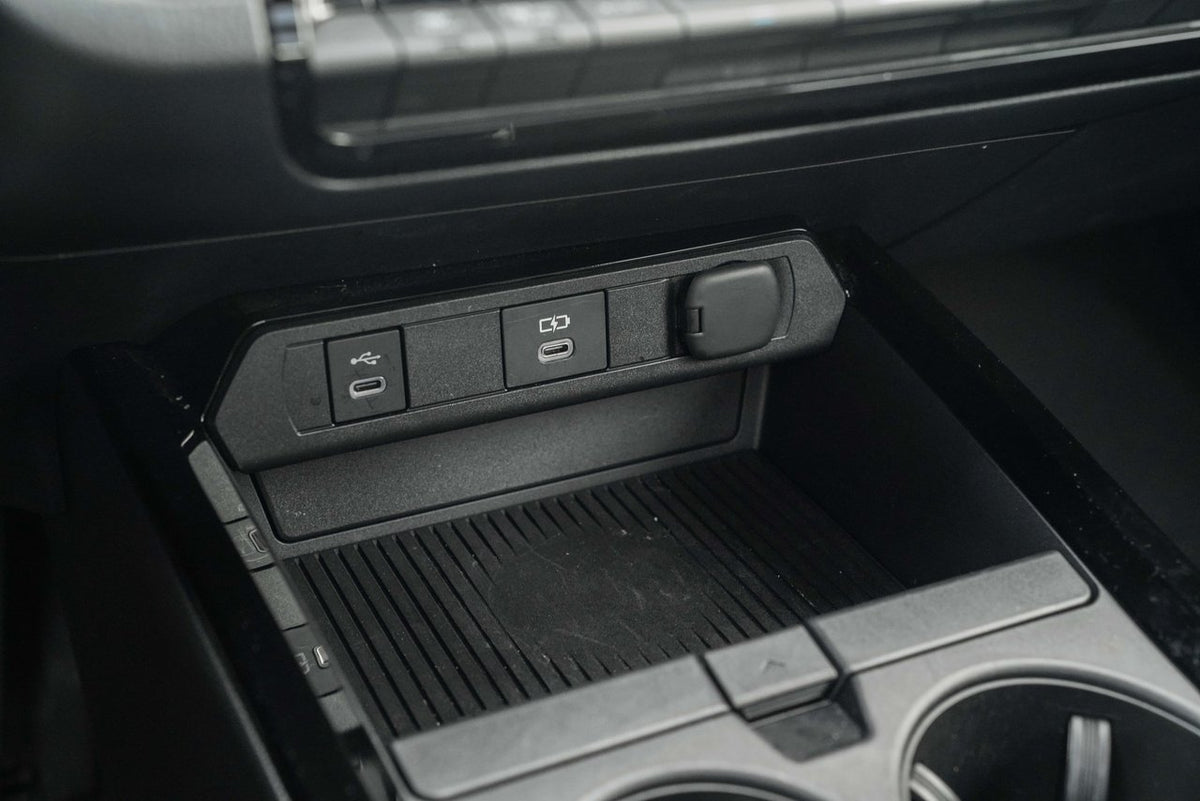 2024 Toyota PRIUS PRIME XSE