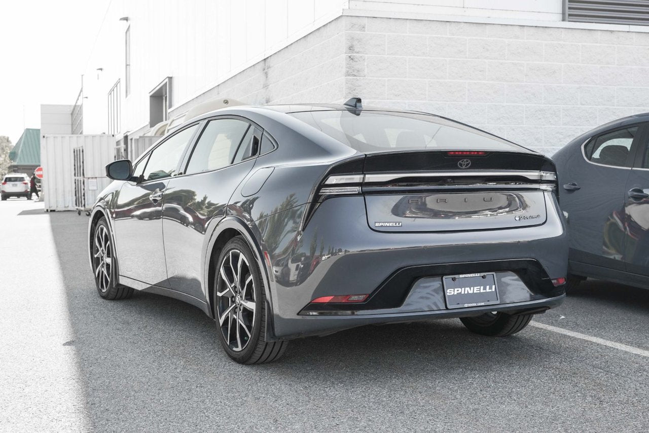 2024 Toyota PRIUS PRIME XSE