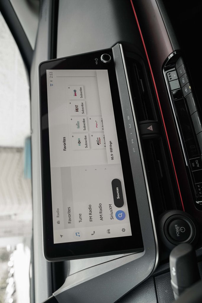 2024 Toyota PRIUS PRIME XSE