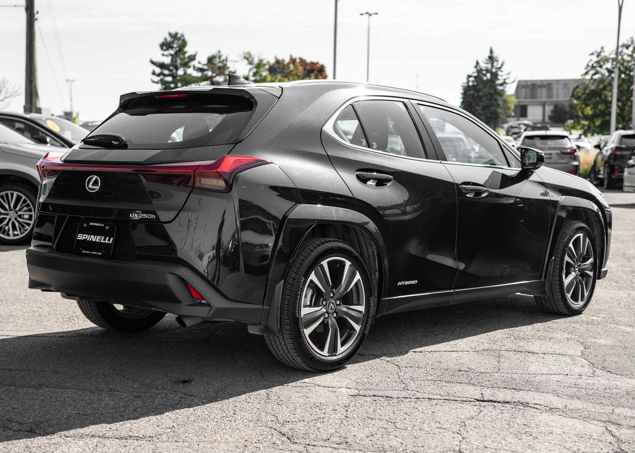 2022 Lexus UX 250h