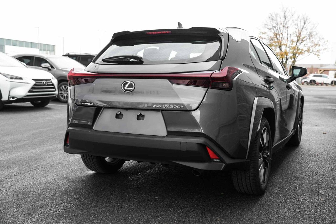 2025 Lexus UX HYBRID